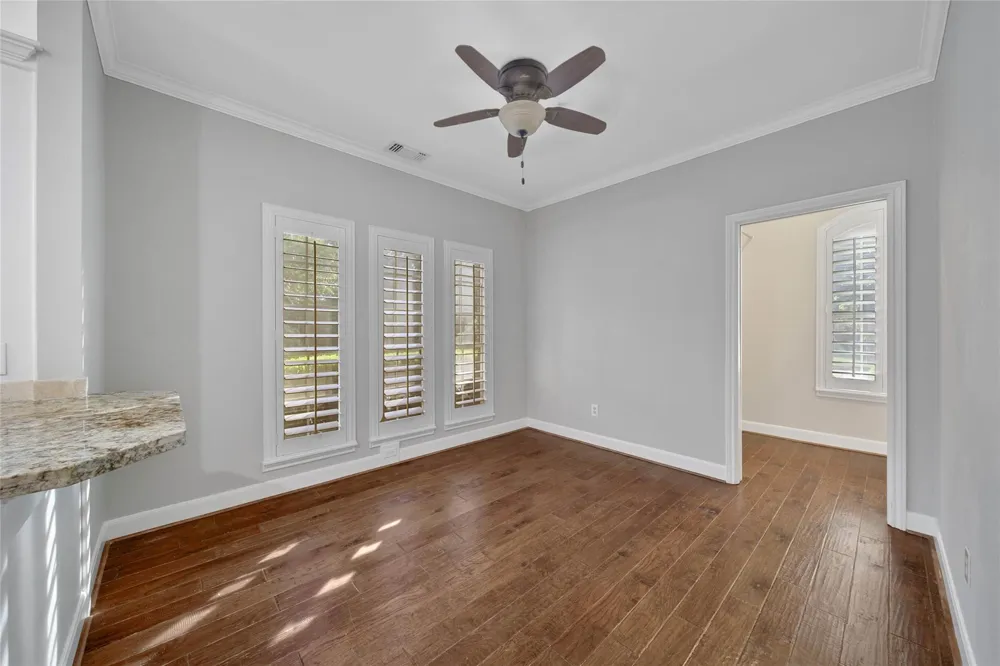 5814 Woodland Creek Drive Kingwood, TX 77345