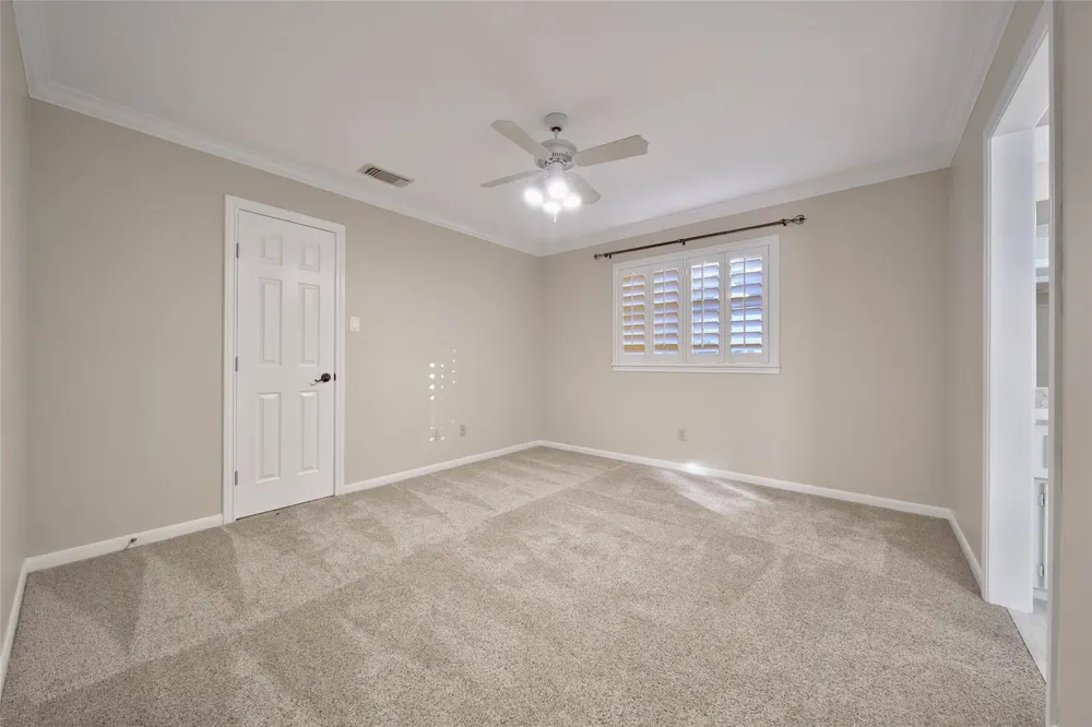 5814 Woodland Creek Drive Kingwood, TX 77345