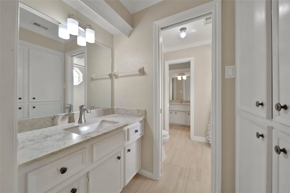 5814 Woodland Creek Drive Kingwood, TX 77345