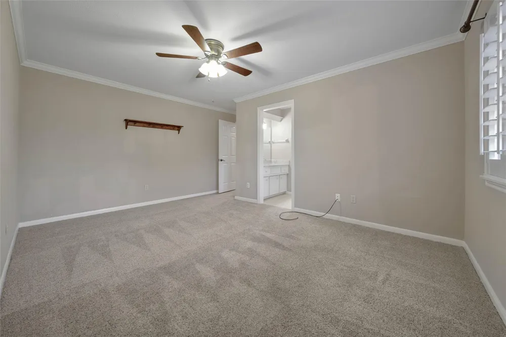 5814 Woodland Creek Drive Kingwood, TX 77345