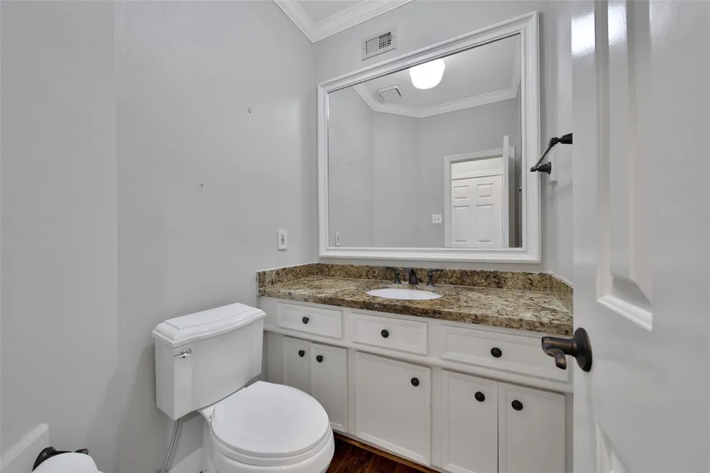 5814 Woodland Creek Drive Kingwood, TX 77345