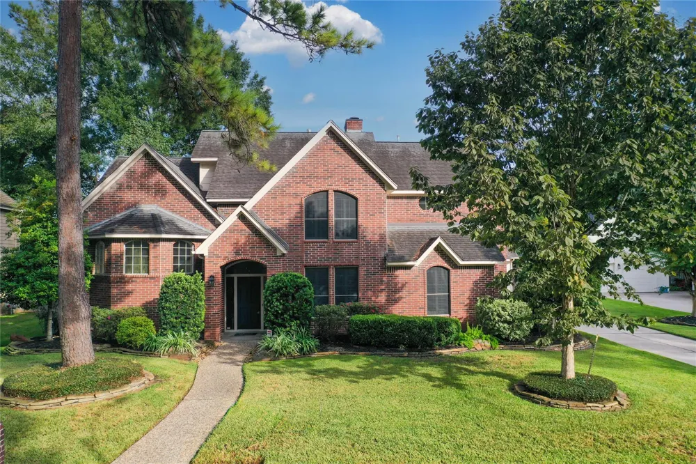 5814 Woodland Creek Drive Kingwood, TX 77345