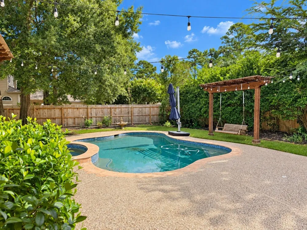 5814 Woodland Creek Drive Kingwood, TX 77345