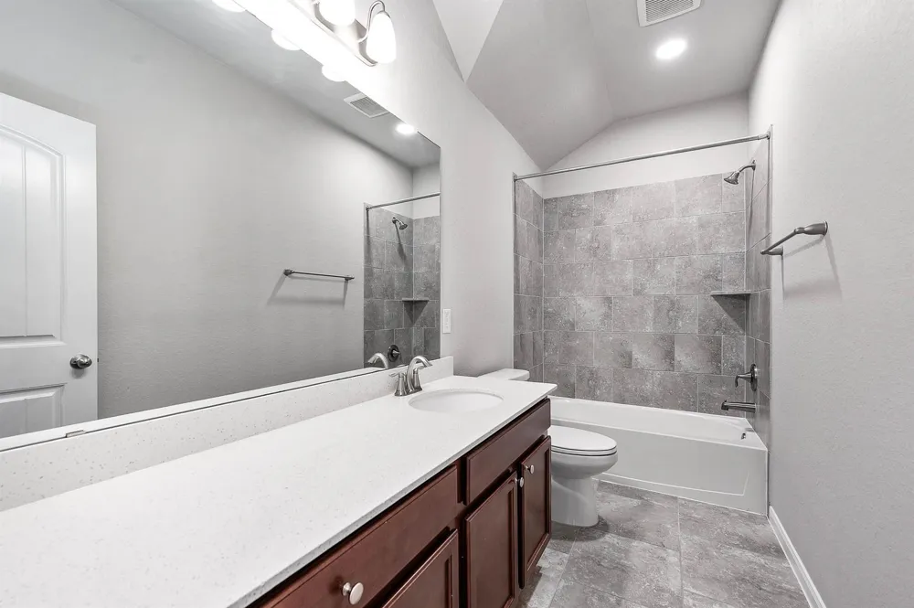 565 Winburn Tide Lane La Porte, TX 77571