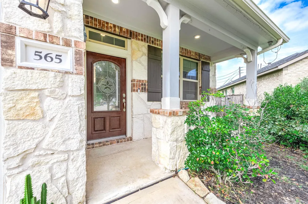565 Winburn Tide Lane La Porte, TX 77571