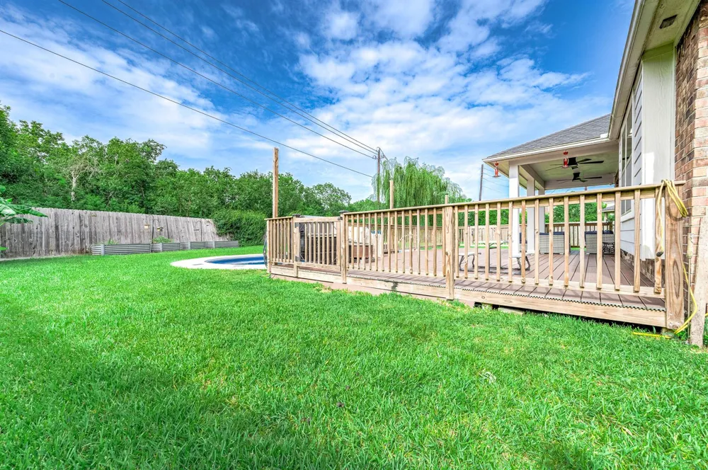 565 Winburn Tide Lane La Porte, TX 77571