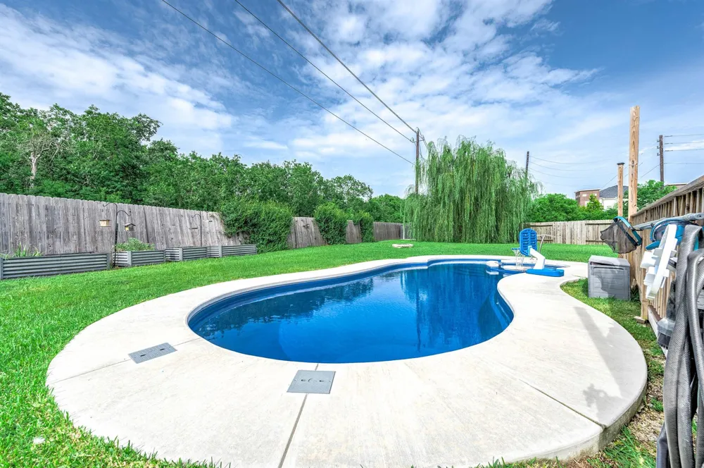 565 Winburn Tide Lane La Porte, TX 77571