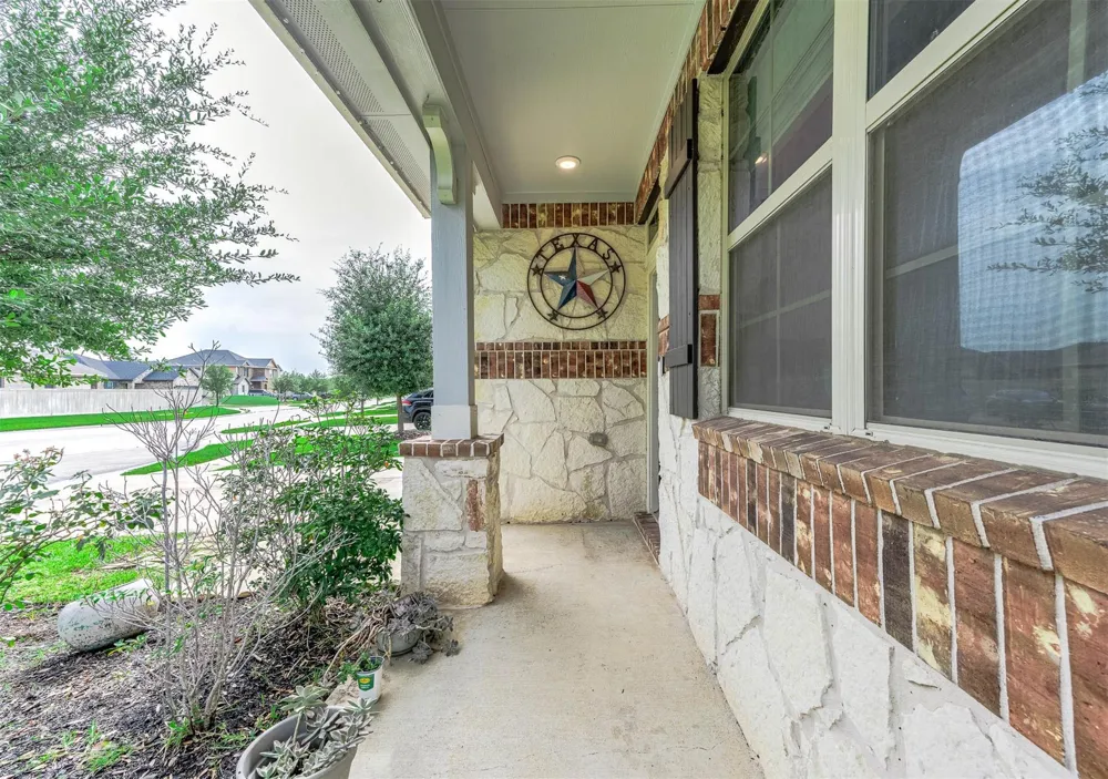 565 Winburn Tide Lane La Porte, TX 77571