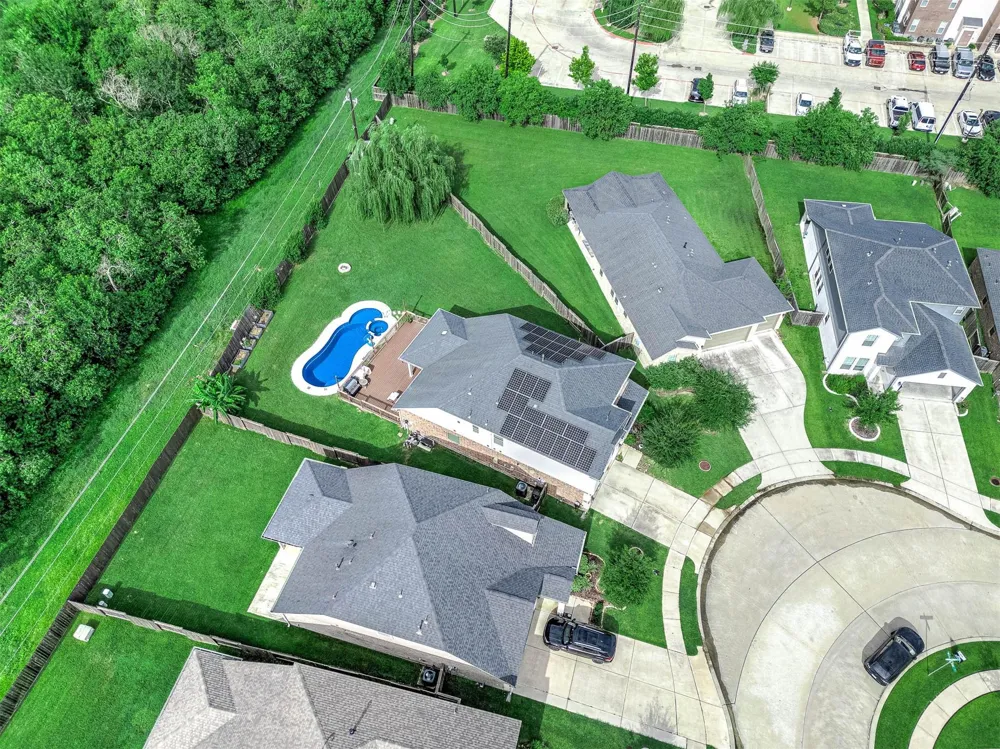 565 Winburn Tide Lane La Porte, TX 77571