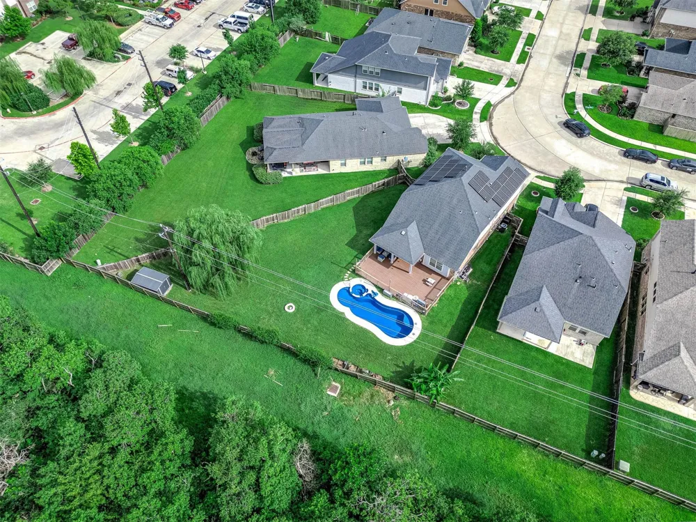 565 Winburn Tide Lane La Porte, TX 77571