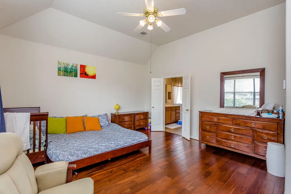 6706 Ashworth Drive Sugar Land, TX 77479