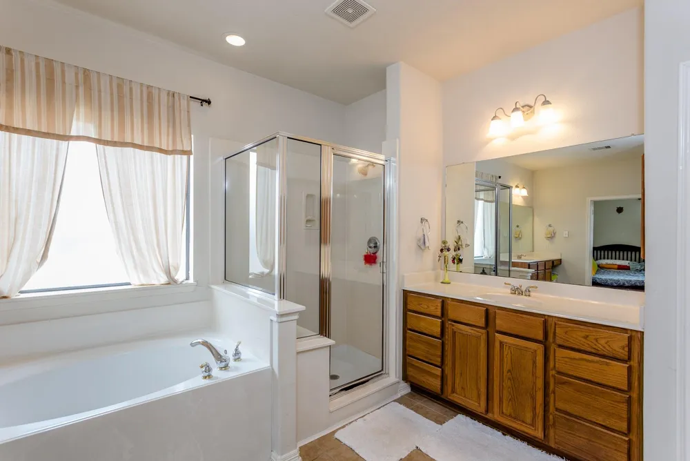 6706 Ashworth Drive Sugar Land, TX 77479