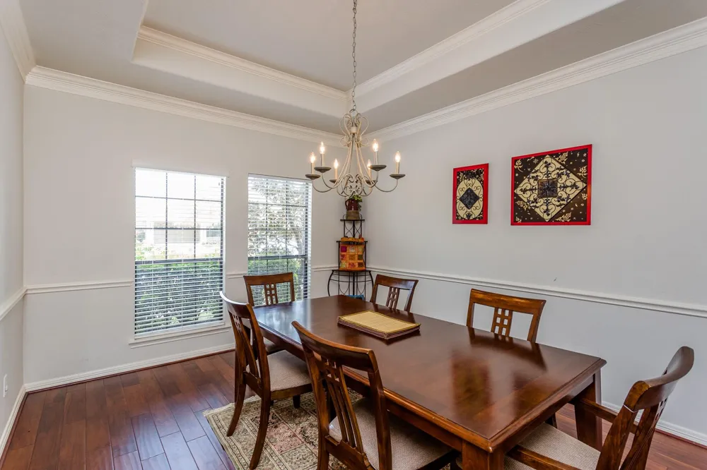 6706 Ashworth Drive Sugar Land, TX 77479