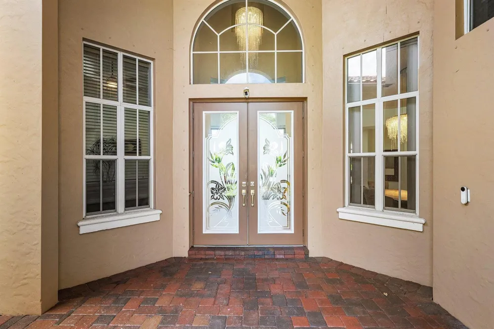 3381 Lago De Talavera Lake Worth, FL 33467