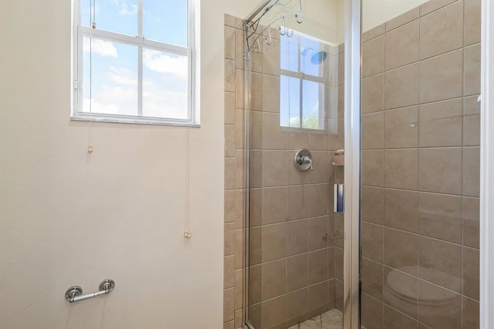 3381 Lago De Talavera Lake Worth, FL 33467
