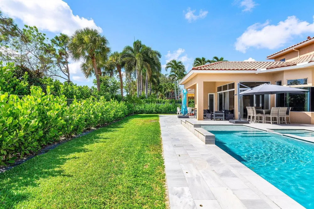 3381 Lago De Talavera Lake Worth, FL 33467