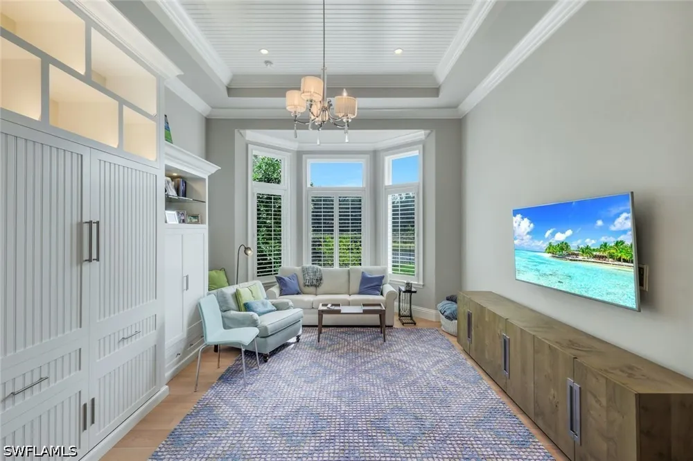 Escada Court Naples, FL 34109