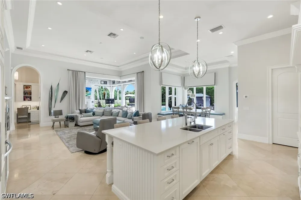 Escada Court Naples, FL 34109