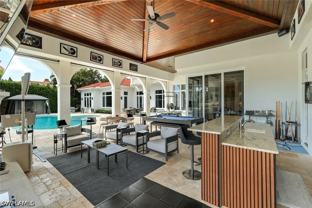 Escada Court Naples, FL 34109