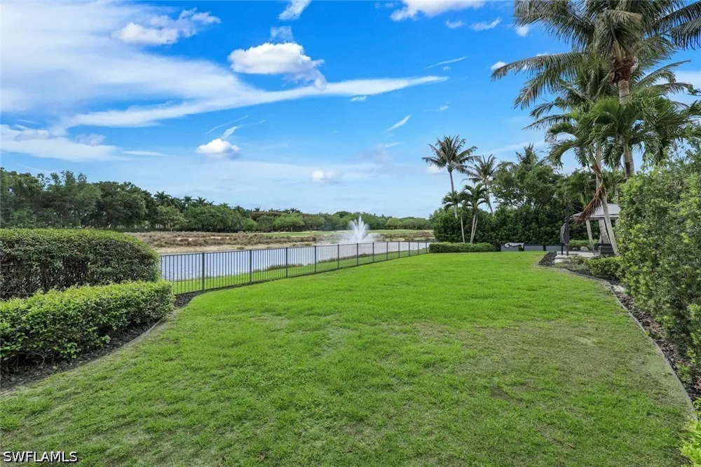 Escada Court Naples, FL 34109