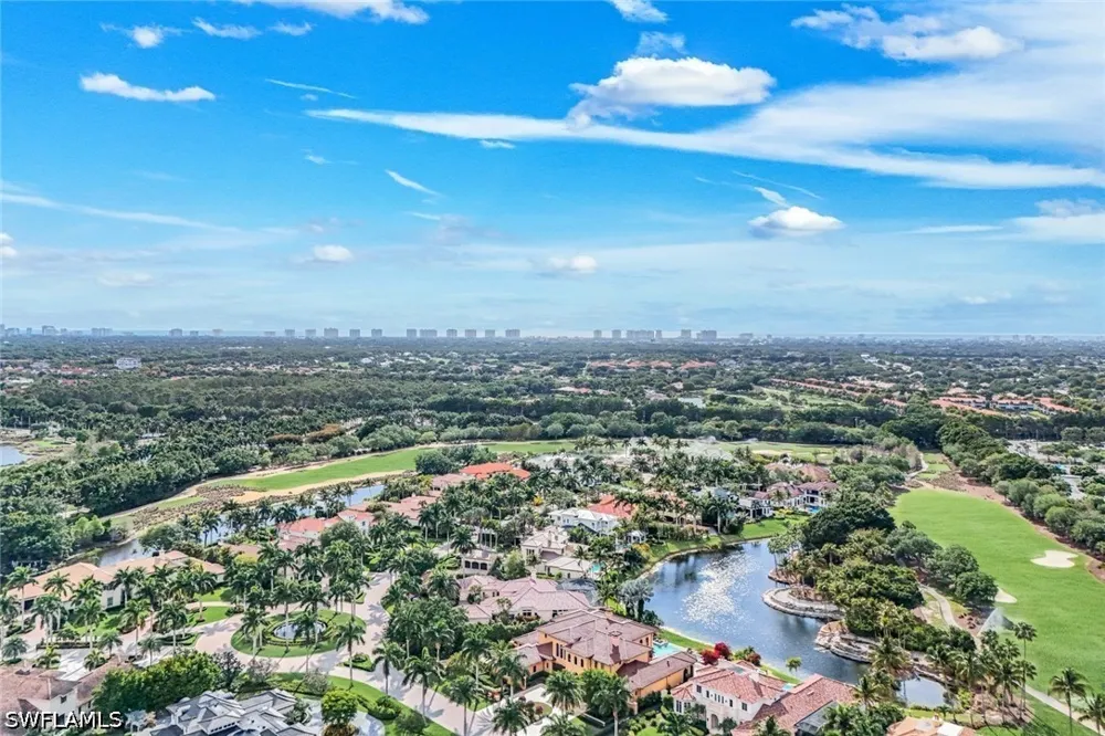 Escada Court Naples, FL 34109