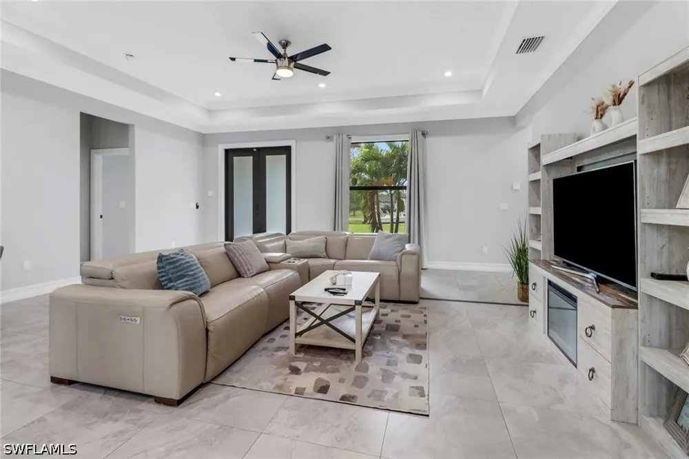 14th Street SE Naples, FL 34117