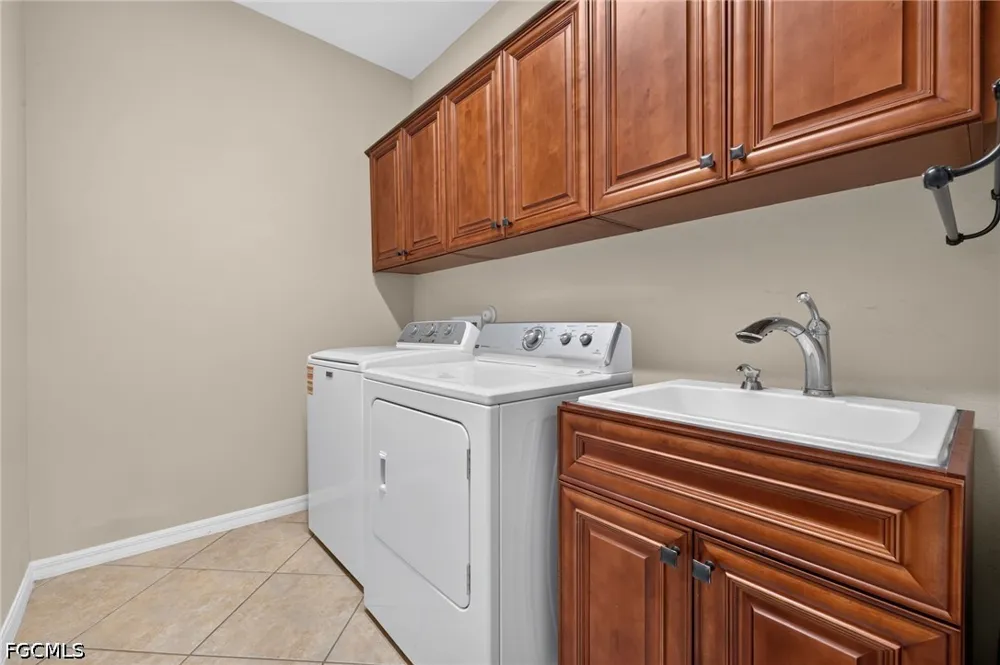 Anguilla Drive Cape Coral, FL 33991