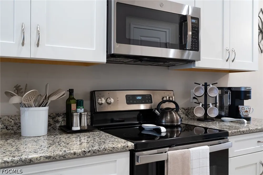 Pocida Court #103 Naples, FL 34119