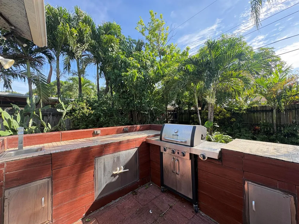 1630 NW 2ND TERRACE Pompano Beach, FL 33060