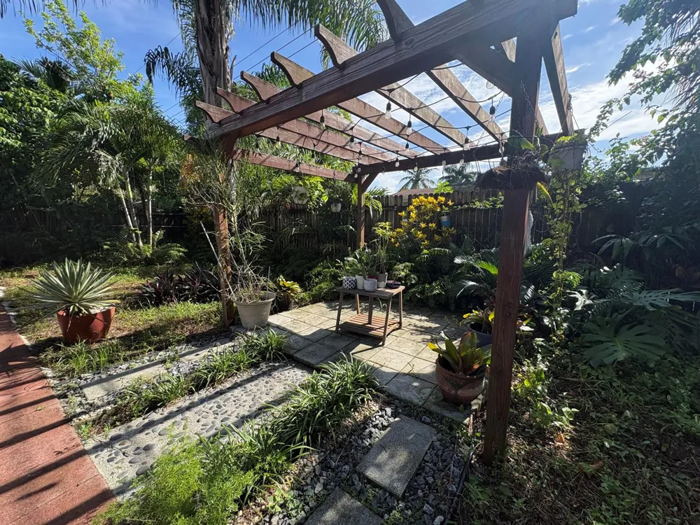 1630 NW 2ND TERRACE Pompano Beach, FL 33060