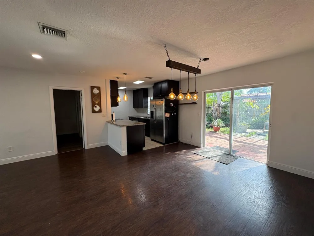1630 NW 2ND TERRACE Pompano Beach, FL 33060