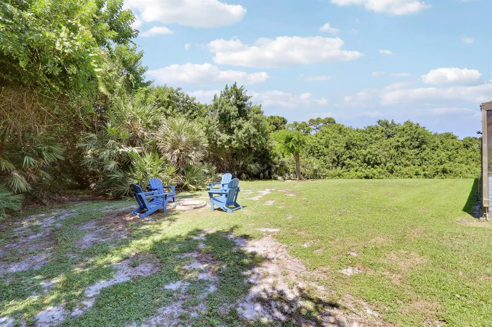 815 E Stokes Terrace Jensen Beach, FL 34957