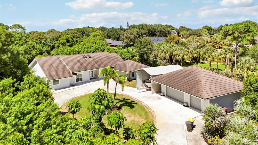 815 E Stokes Terrace Jensen Beach, FL 34957