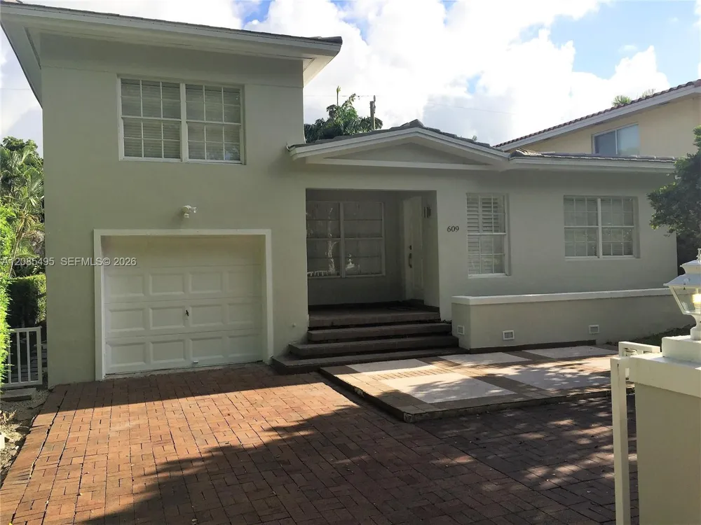609 Puerta Ave Coral Gables, FL 33143