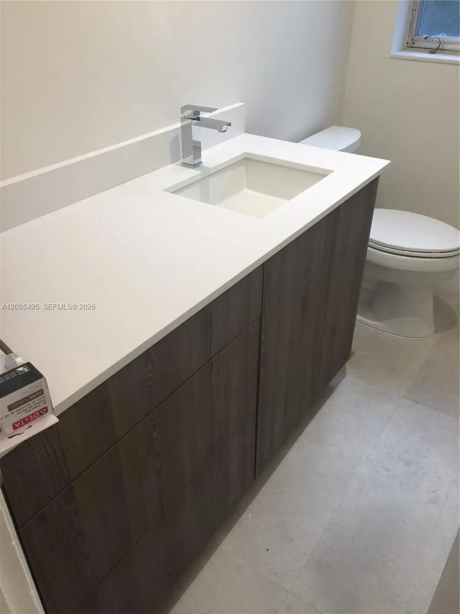 609 Puerta Ave Coral Gables, FL 33143