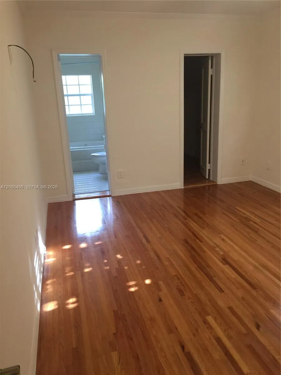 609 Puerta Ave Coral Gables, FL 33143