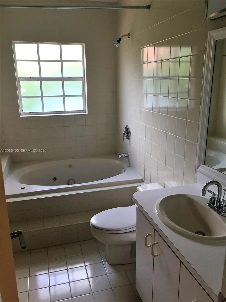 609 Puerta Ave Coral Gables, FL 33143