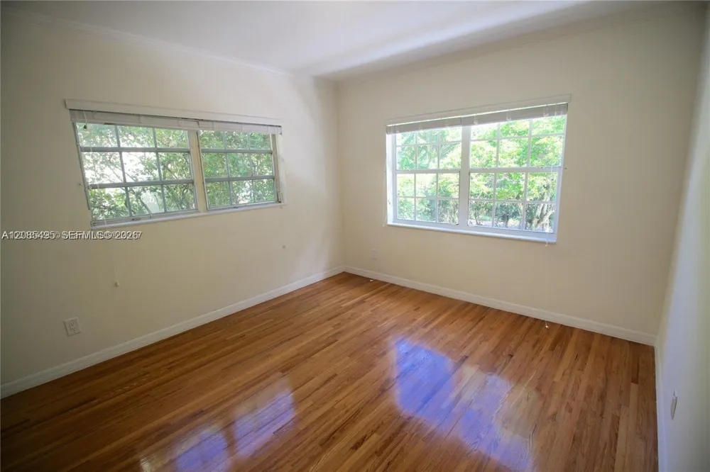 609 Puerta Ave Coral Gables, FL 33143