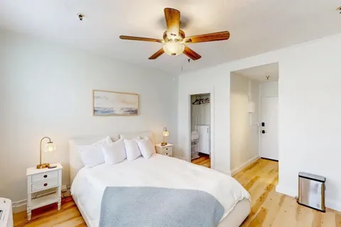 235 Sunrise Avenue #3215
