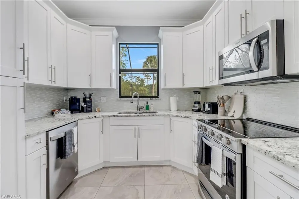 332 14th Street SE Naples, FL 34117