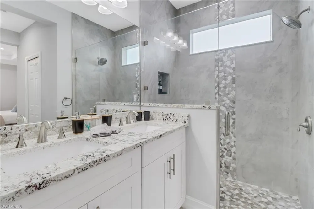 332 14th Street SE Naples, FL 34117