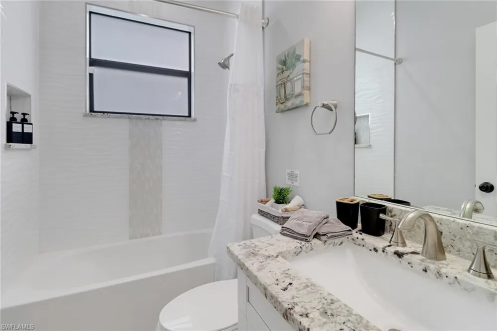 332 14th Street SE Naples, FL 34117