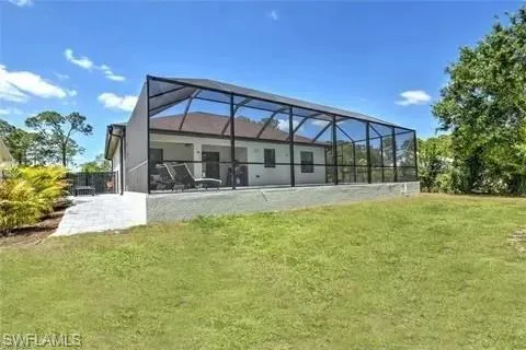 332 14th Street SE Naples, FL 34117