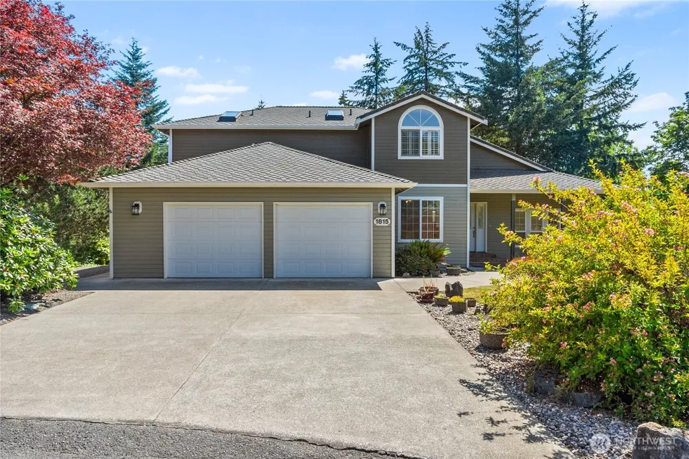 1815 Crosby Court SW Tumwater, WA 98512