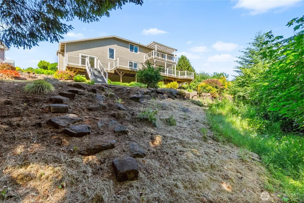 1815 Crosby Court SW Tumwater, WA 98512