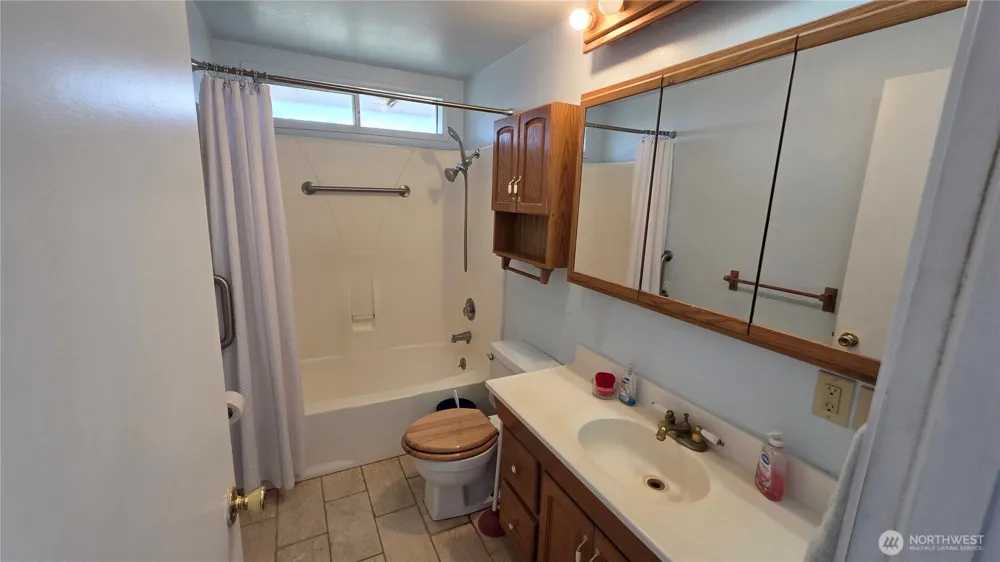 33211 G STREET Ocean Park, WA 98640