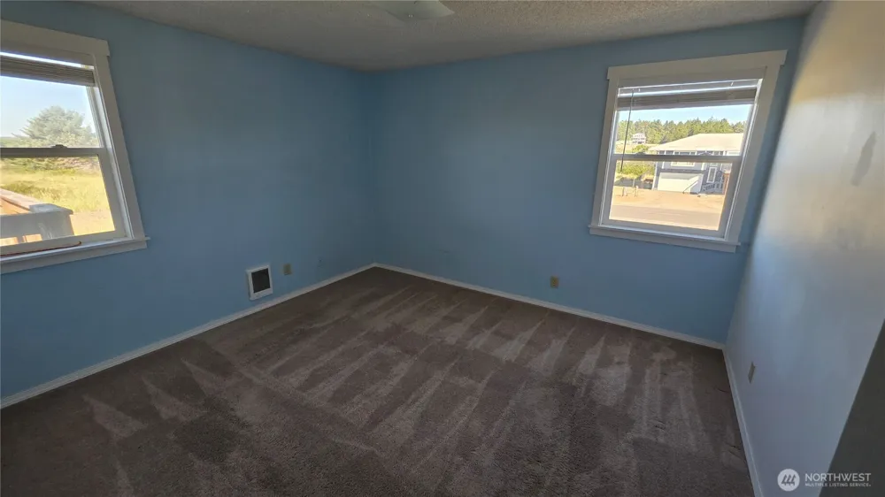 33211 G STREET Ocean Park, WA 98640
