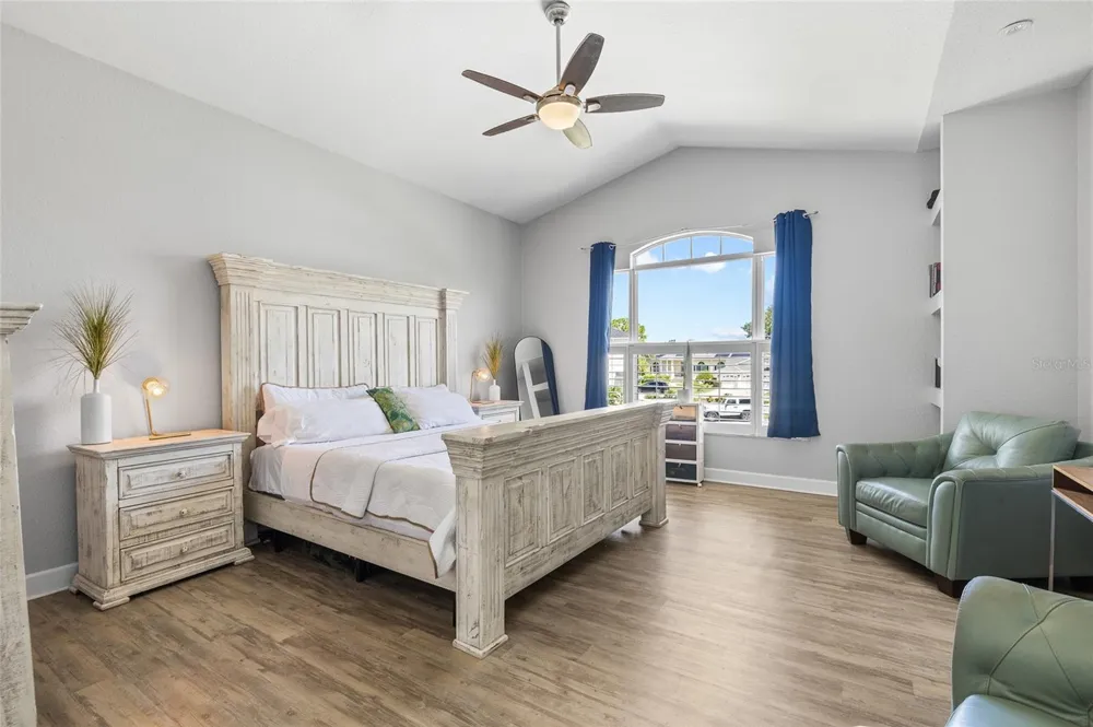 2106 PELICAN COURT Tarpon Springs, FL 34689