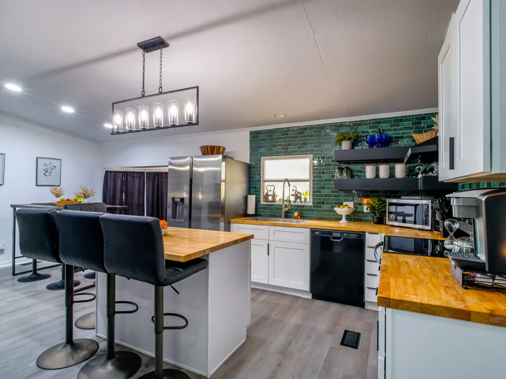 327 County Road 332 Bertram, TX 78605