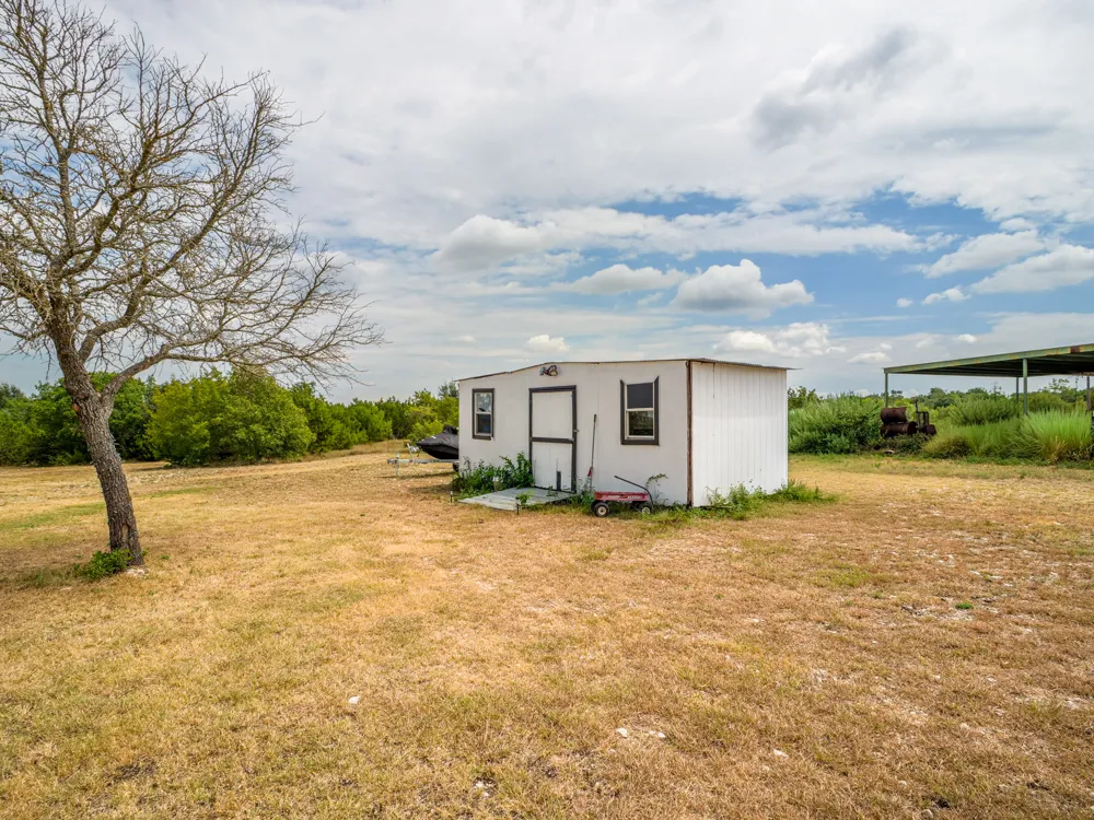 327 County Road 332 Bertram, TX 78605